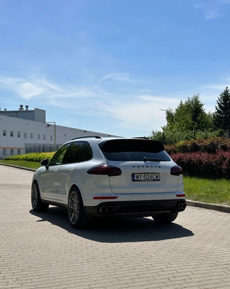 Porsche Cayenne cena 264450 przebieg: 190000, rok produkcji 2016 z Warszawa małe 67